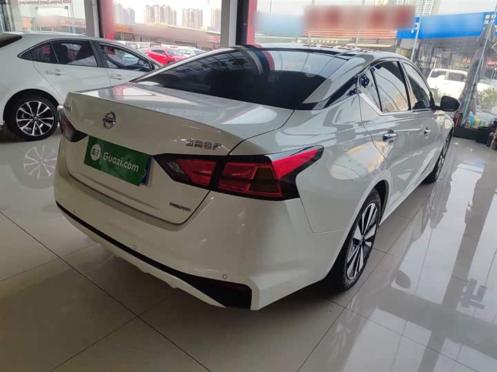 Фото 7 - Nissan Teana