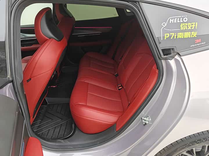 Фото 9 - XPeng P7