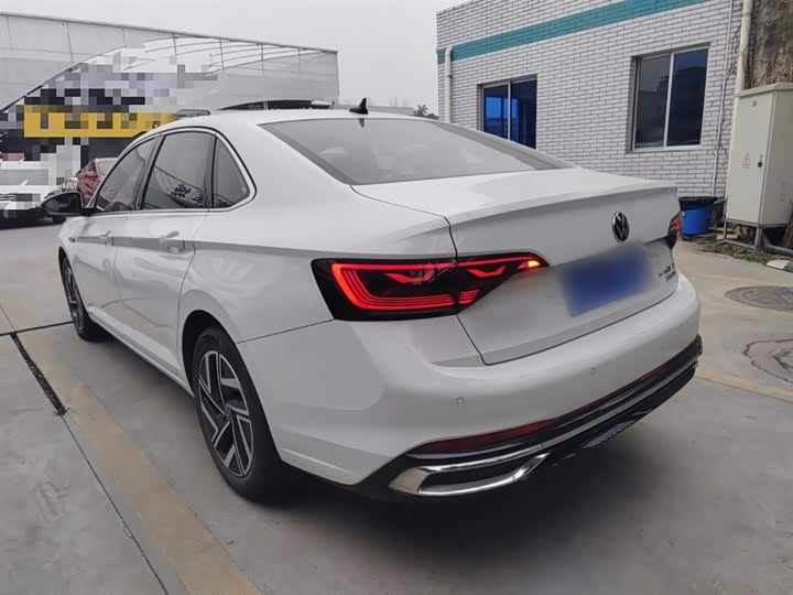 Фото 5 - Volkswagen Sagitar L