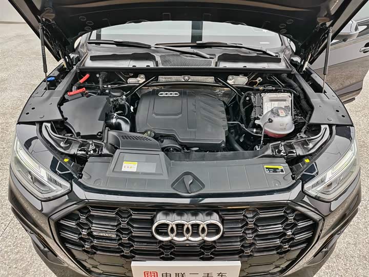 Фото 6 - Audi Q5L