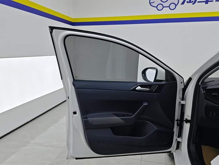 Фото 7 - Volkswagen Lavida