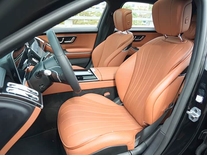 Фото 8 - Mercedes-Benz S-Class