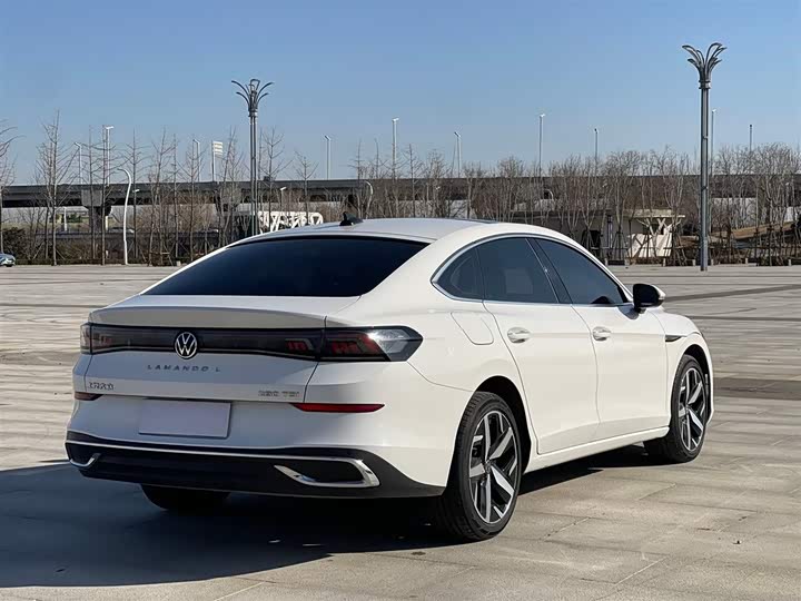 Фото 6 - Volkswagen Lamando L