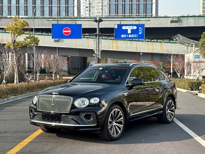Фото 3 - Bentley Bentayga Hybrid