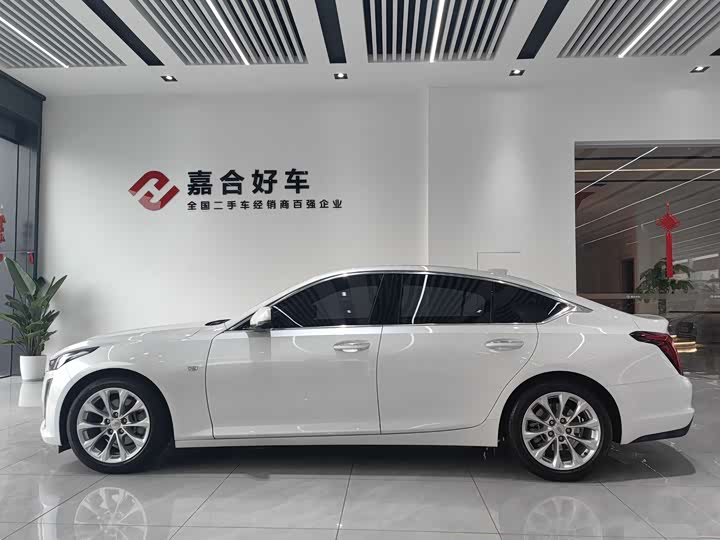 Фото 3 - Cadillac CT5