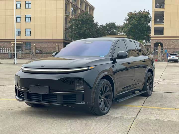 Фото 1 - LiXiang L7