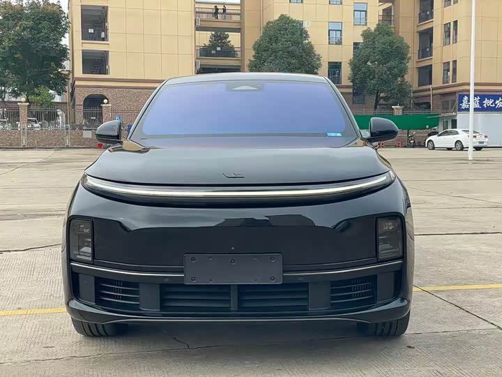 Фото 2 - LiXiang L7