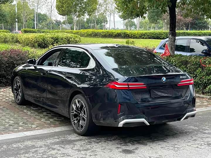 Фото 7 - BMW 5 Series