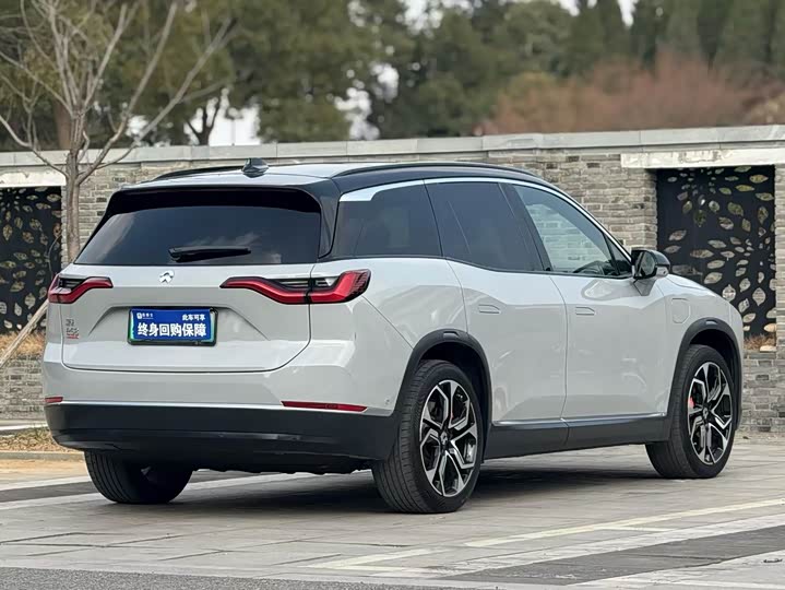 Фото 4 - Nio ES8