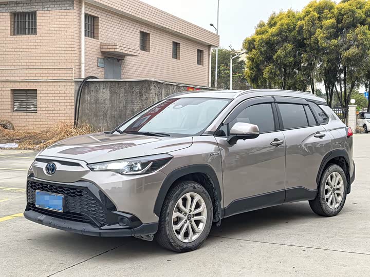 Фото 1 - Toyota Frontlander