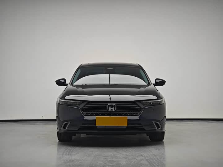 Фото 2 - Honda Accord