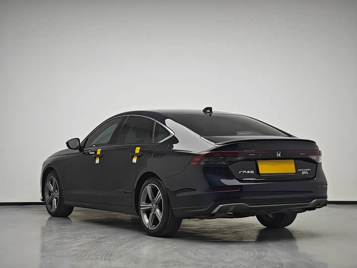 Фото 6 - Honda Accord