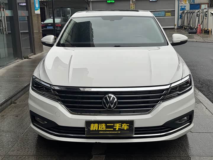 Фото 2 - Volkswagen Lavida