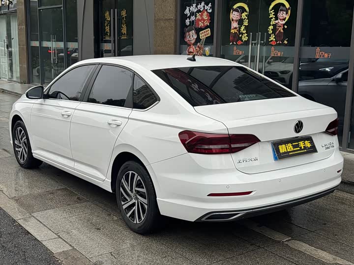 Фото 4 - Volkswagen Lavida