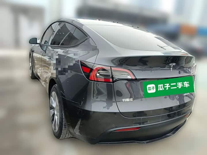 Фото 9 - Tesla Model Y