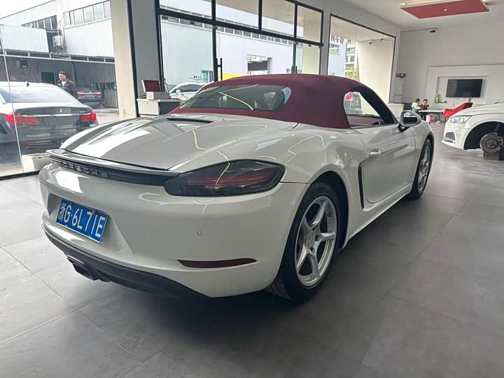 Фото 6 - Porsche 718