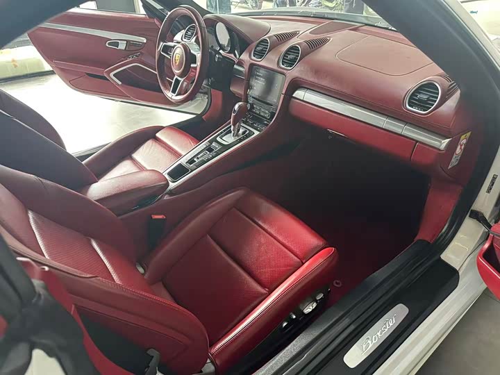 Фото 8 - Porsche 718