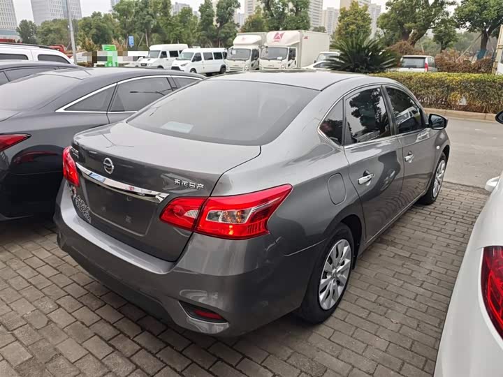 Фото 7 - Nissan Sylphy