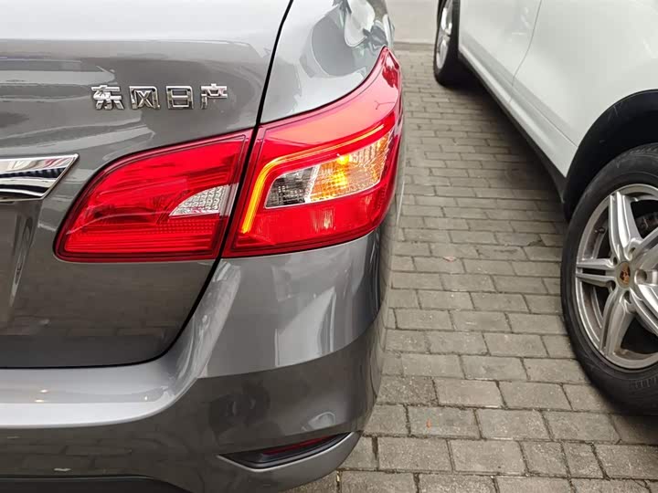 Фото 8 - Nissan Sylphy