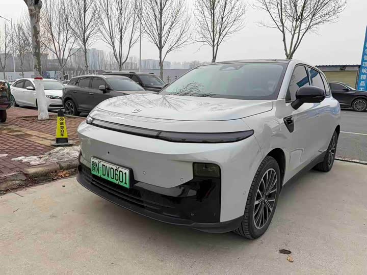 Фото 1 - Leapmotor B10