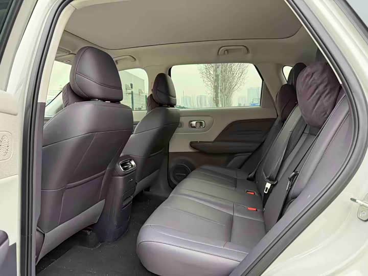 Фото 6 - Leapmotor B10