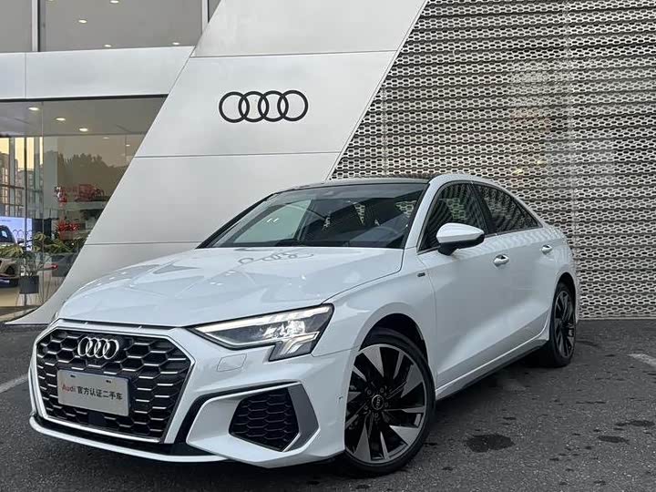 Фото 1 - Audi A3