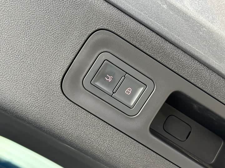 Фото 7 - BYD Song L DM-i Hybrid