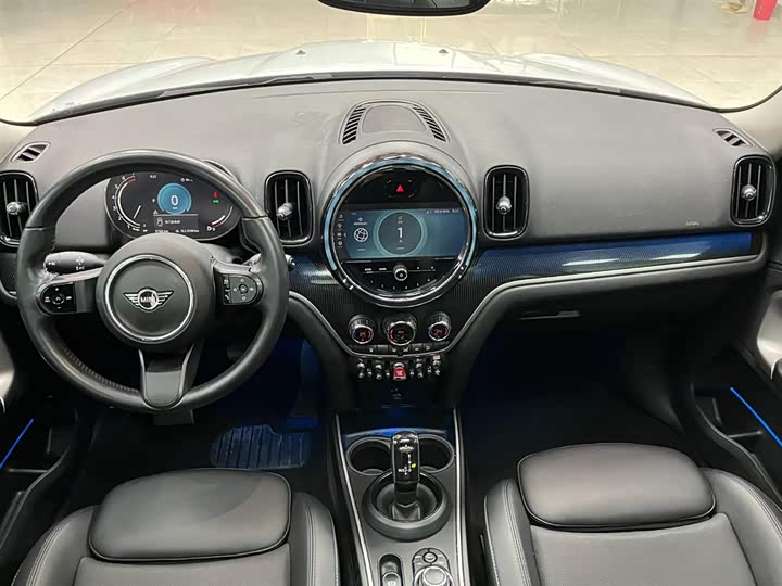 Фото 2 - Mini Countryman