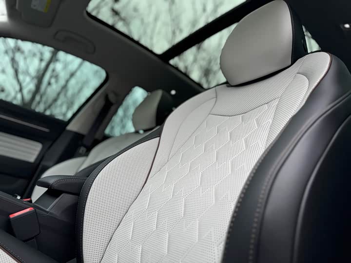 Фото 6 - Volkswagen Magotan