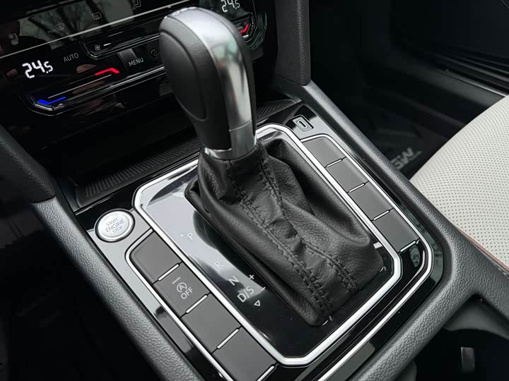 Фото 8 - Volkswagen Magotan