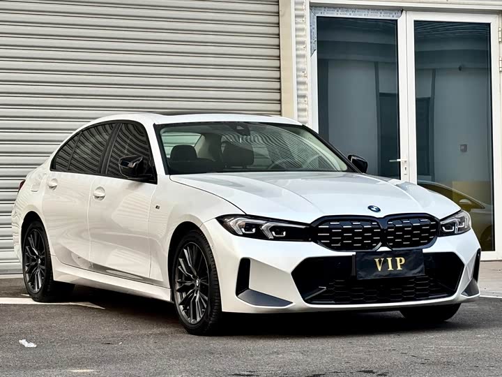 Фото 3 - BMW 3 Series