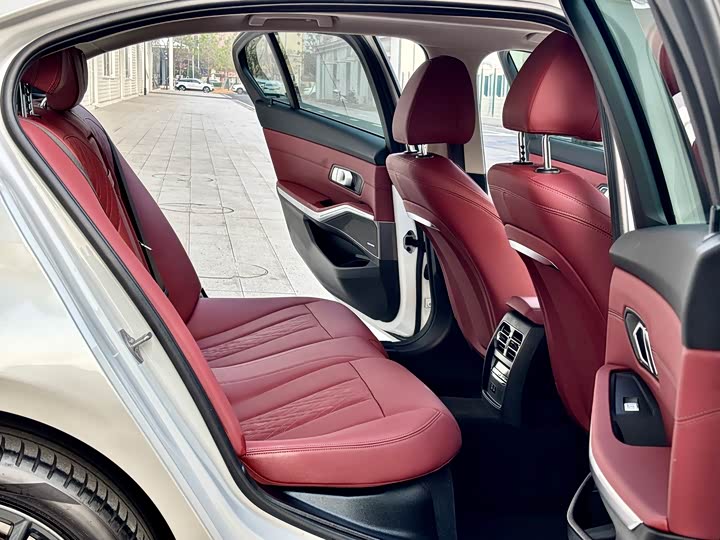 Фото 8 - BMW 3 Series