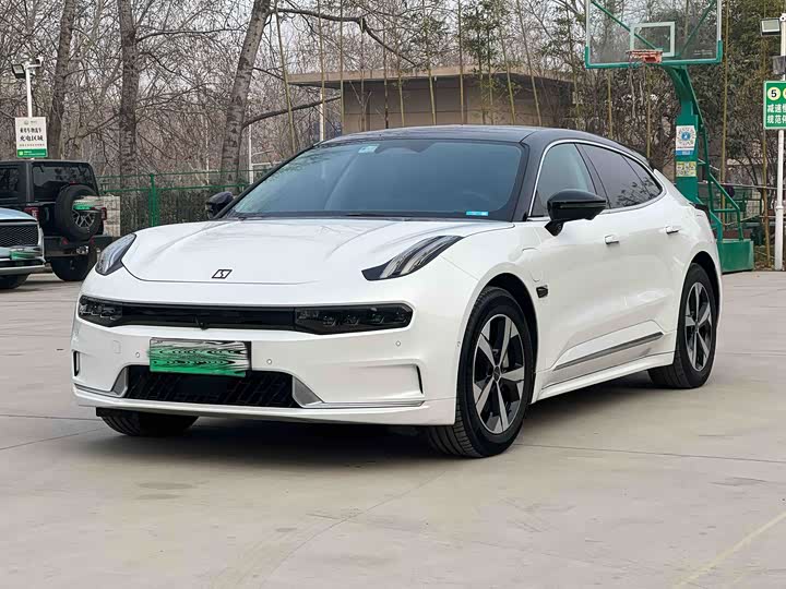 Фото 1 - Zeekr 001