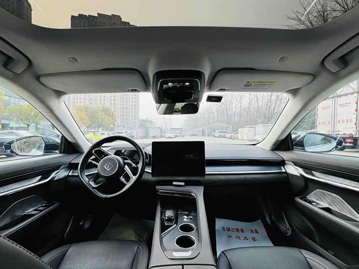 Фото 4 - Zeekr 001