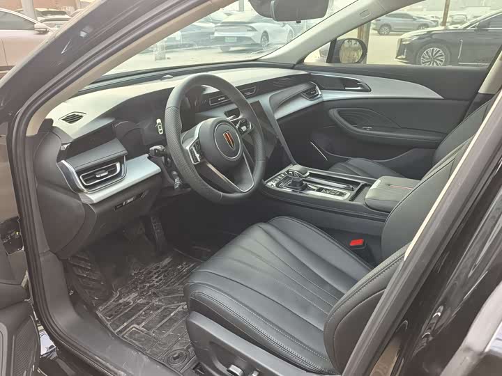 Фото 4 - Hongqi H5