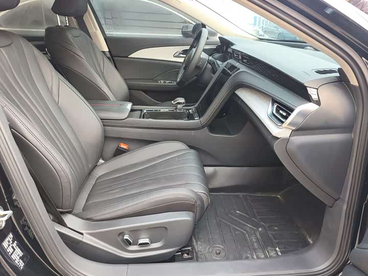 Фото 8 - Hongqi H5