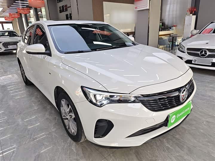 Фото 4 - Buick Verano