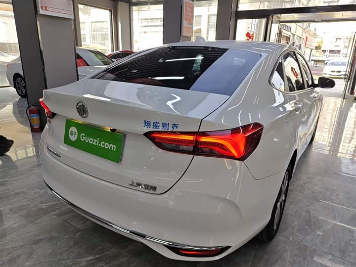 Фото 7 - Buick Verano