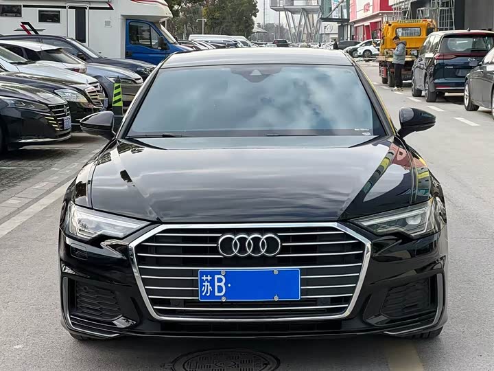 Фото 2 - Audi A6L
