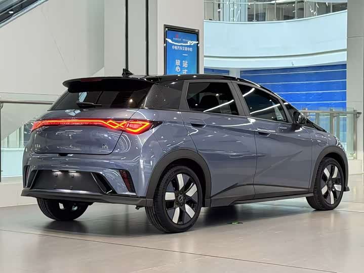 Фото 6 - BYD Dolphin