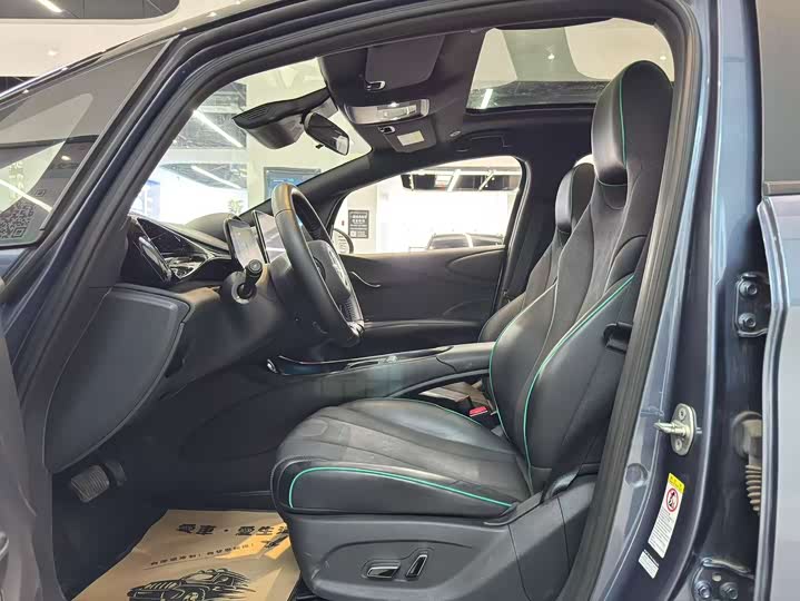 Фото 8 - BYD Dolphin