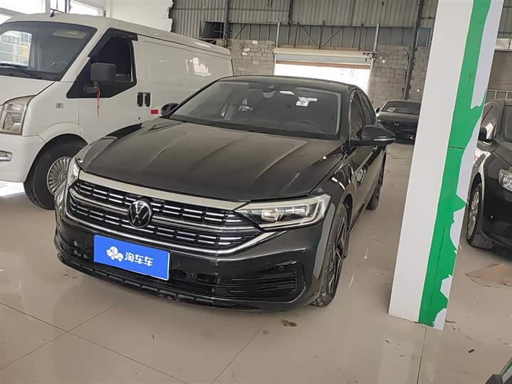 Фото 1 - Volkswagen Sagitar L