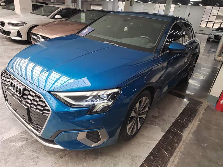 Фото 2 - Audi A3