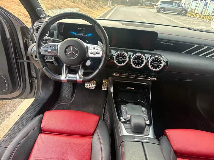 Фото 6 - Mercedes-Benz A-Class AMG