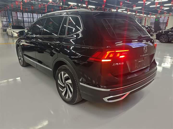 Фото 5 - Volkswagen Tiguan L Pro
