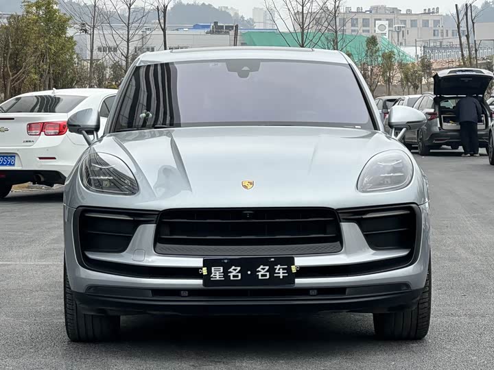 Фото 2 - Porsche Macan
