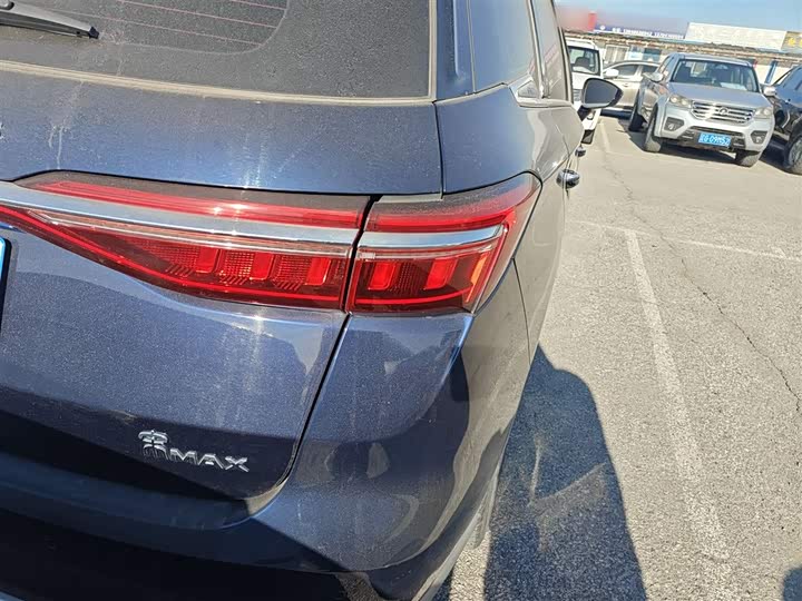 Фото 8 - BYD Song Max