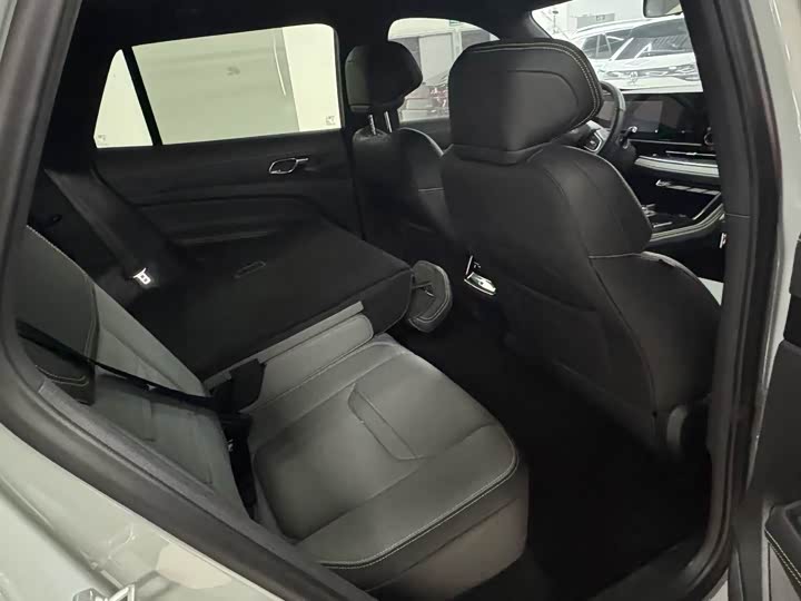 Фото 6 - Ford Equator Sport