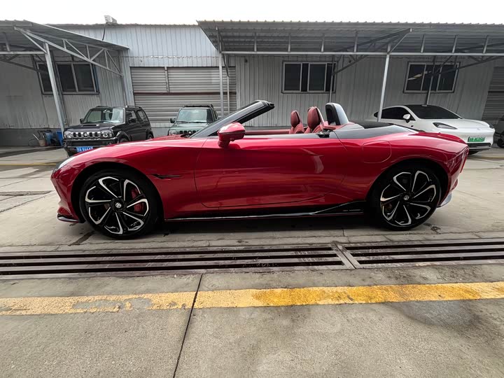 Фото 6 - MG Motor Cyberster