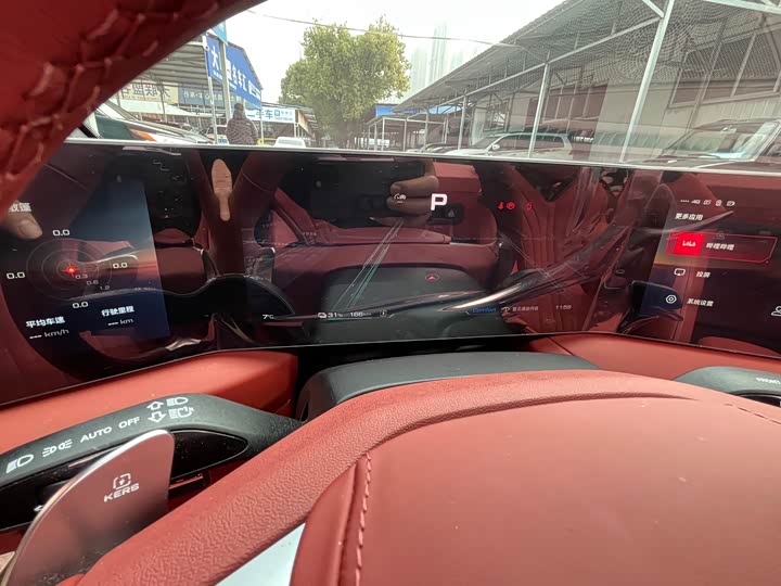 Фото 9 - MG Motor Cyberster